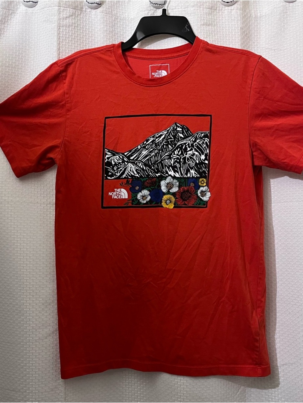 The North Face Graphic Tee Mountain Flower Hiking Outdoor Trail Orange Small